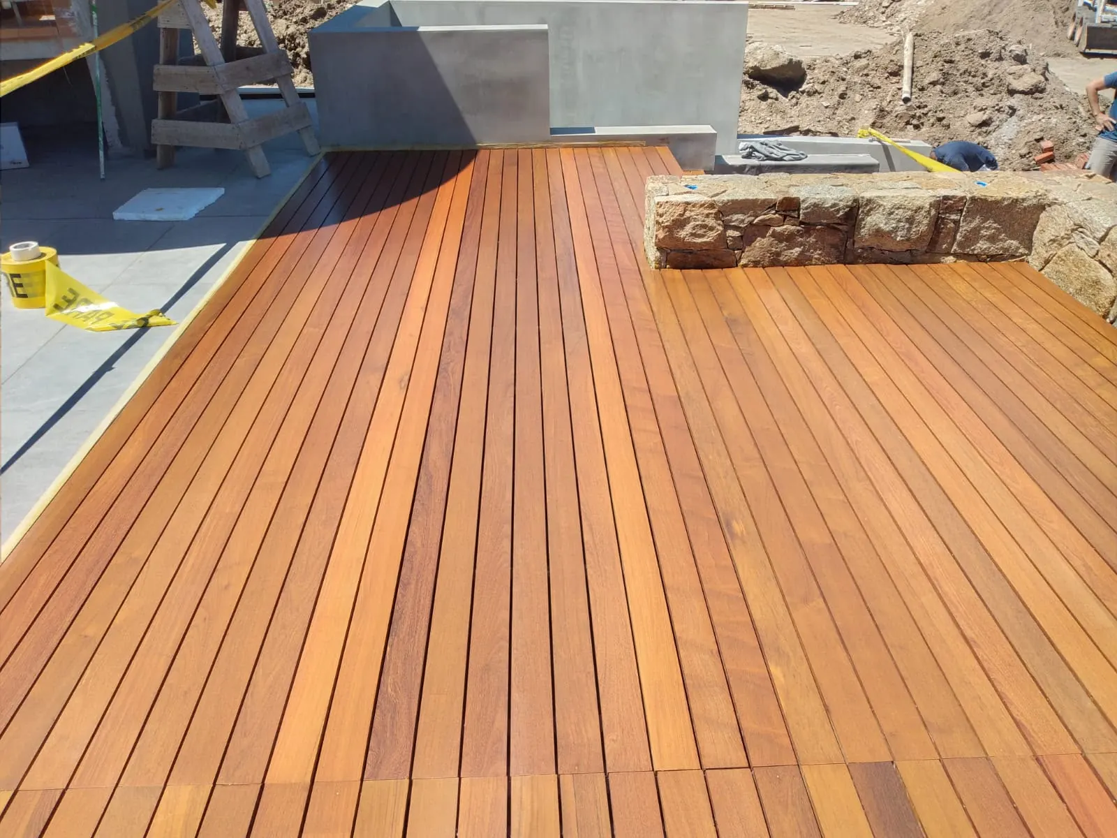 Decks con terminación Bona