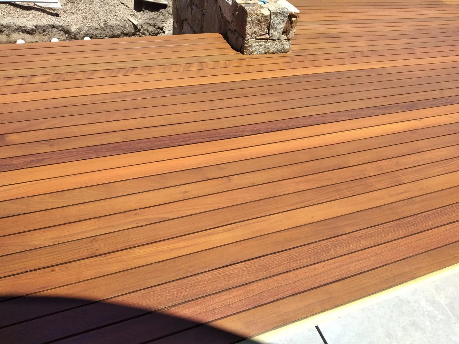 Decks con terminación Bona